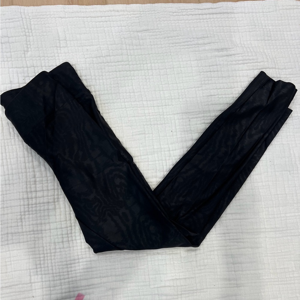 Koral lustrous leggings